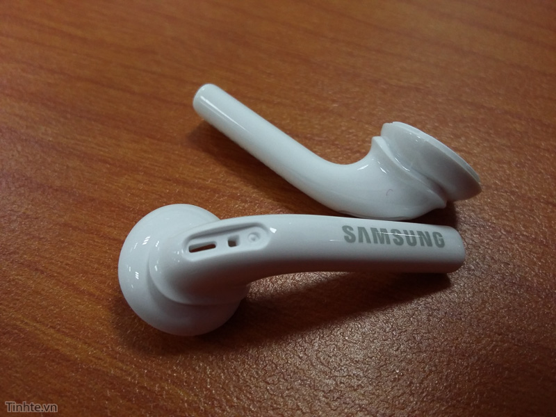 sluchátka Samsung-Sennheiser