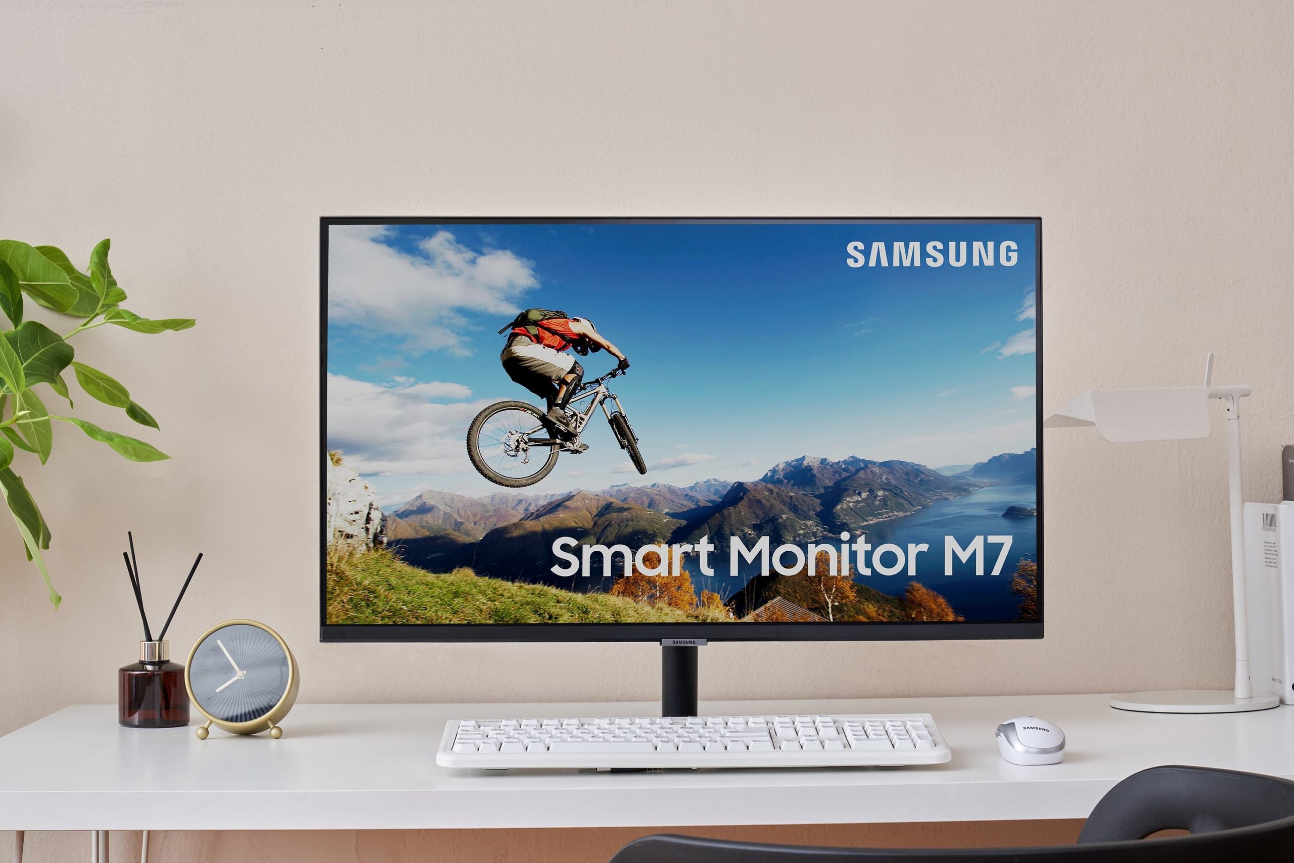 Samsung chytry monitor M7
