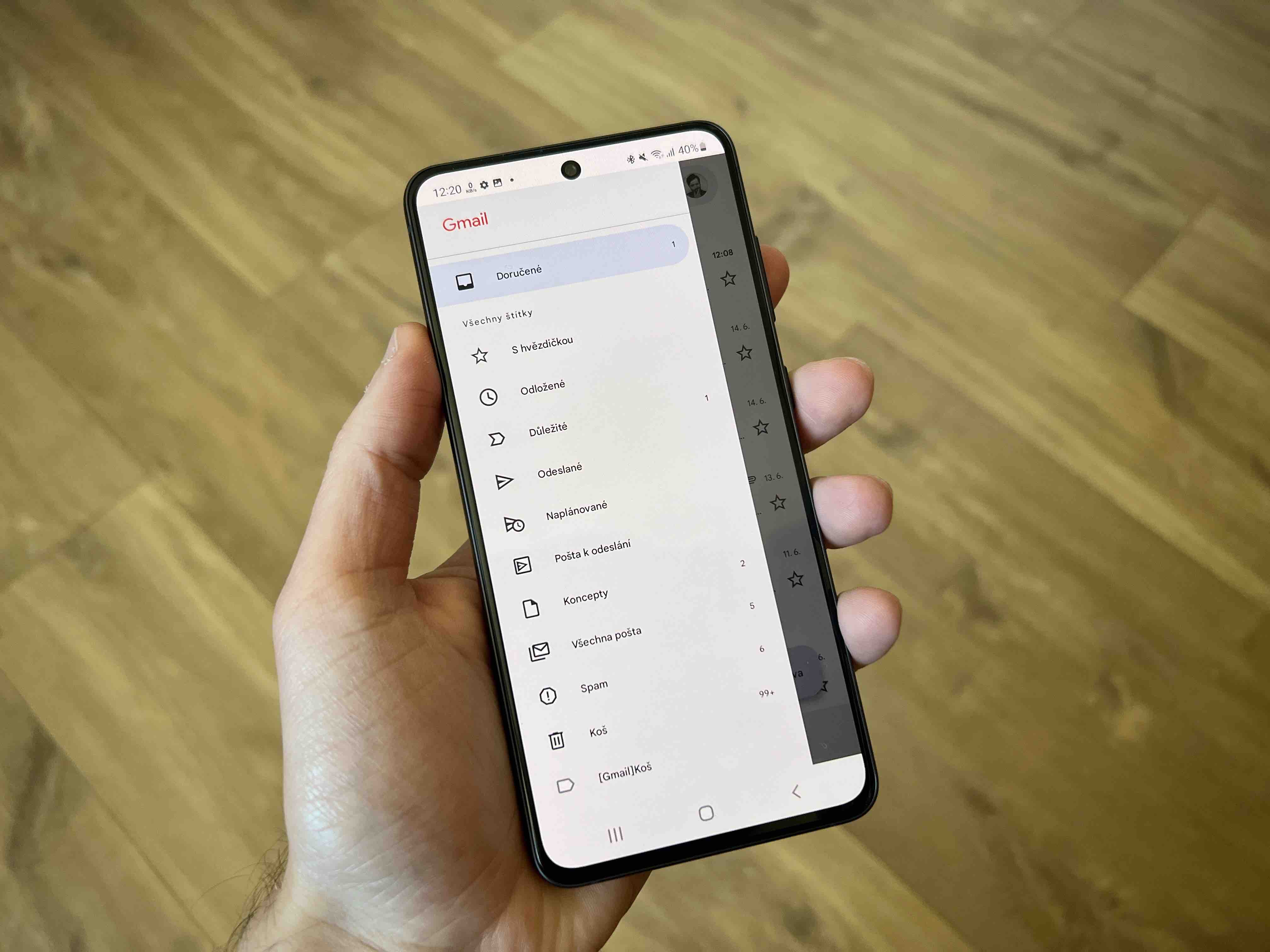 Gmail получил улучшенный дизайн для складных смартфонов - Samsung Magazine