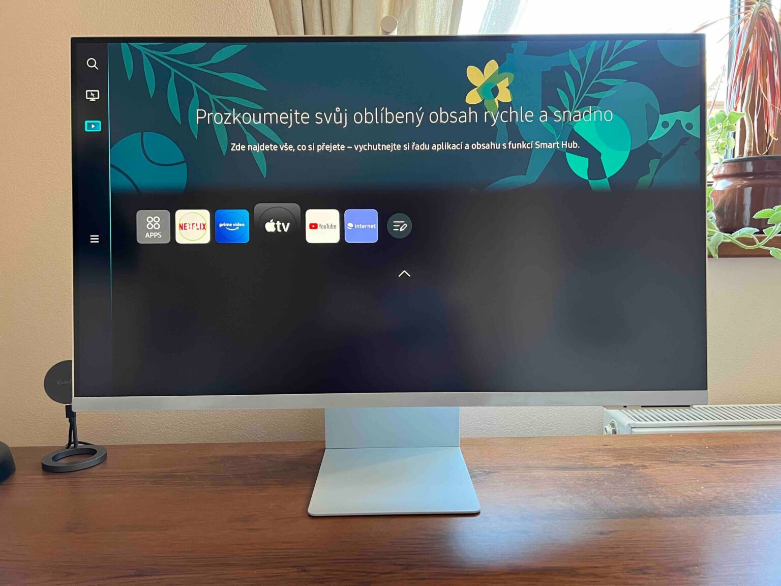 Samsung introduces the new Smart Monitor M9. And thanks to AI, it's ...