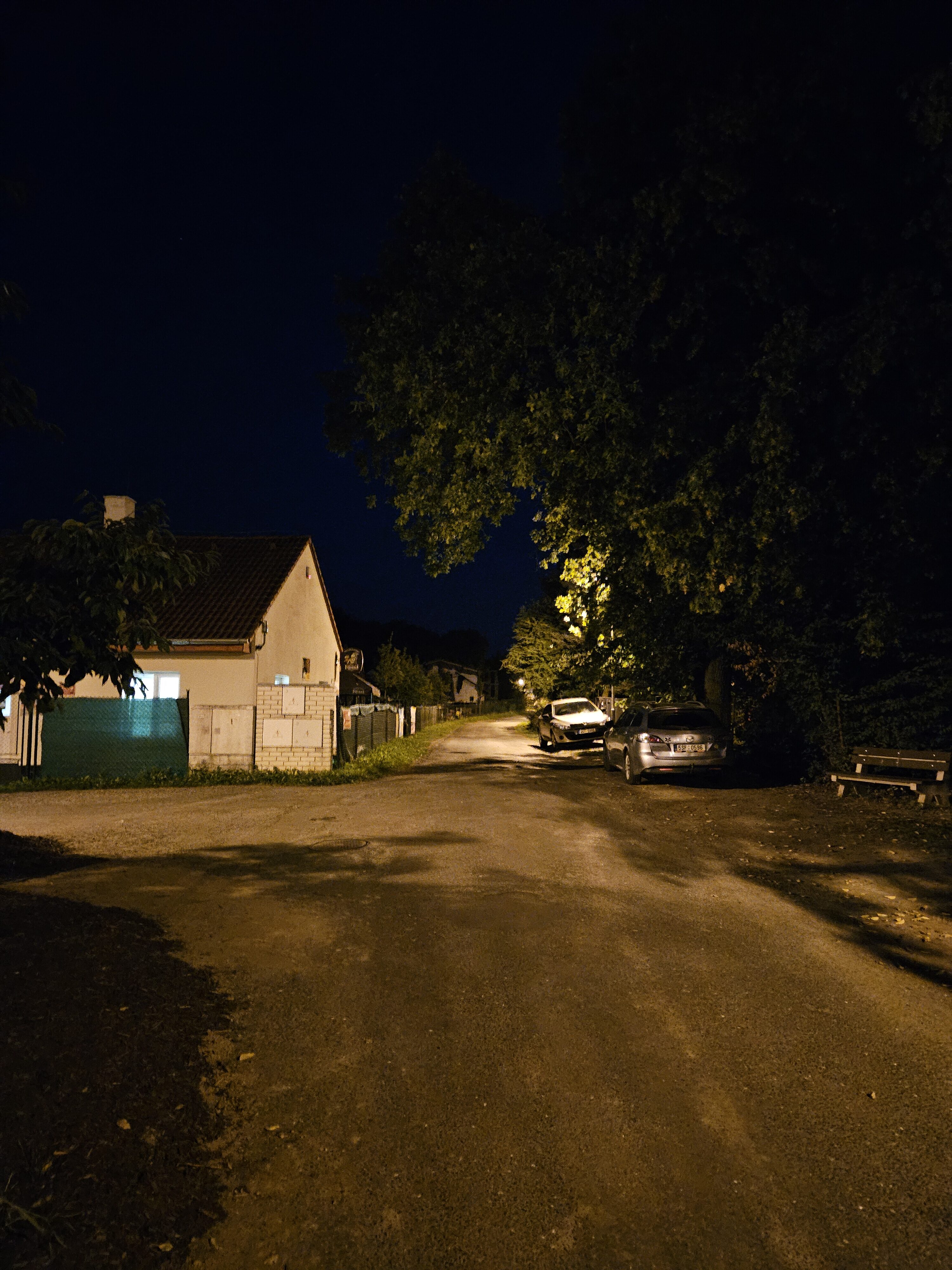 Galaxy Z Fold5 nocni fotky 14