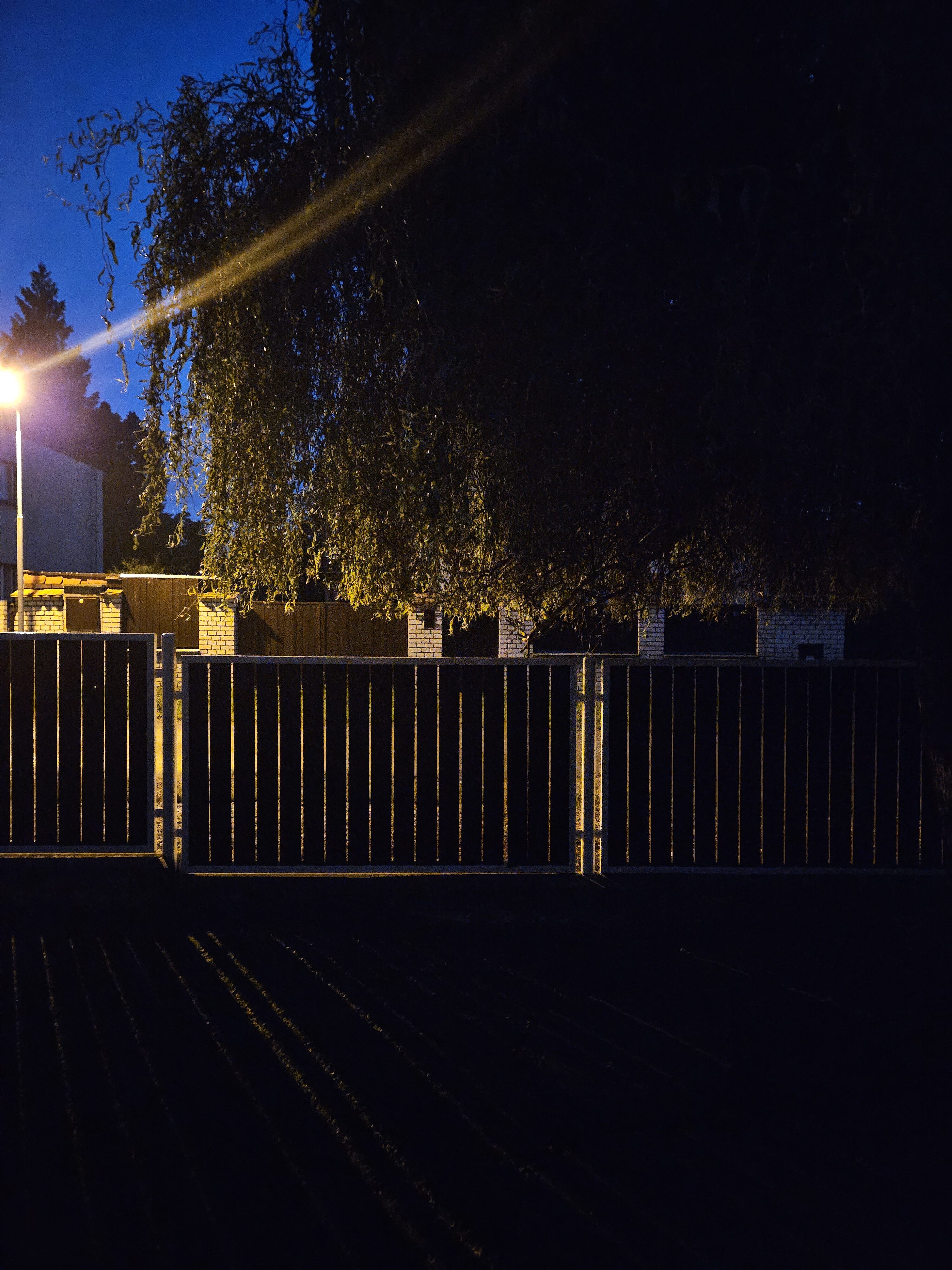 Galaxy Z Fold5 nocni fotky 2