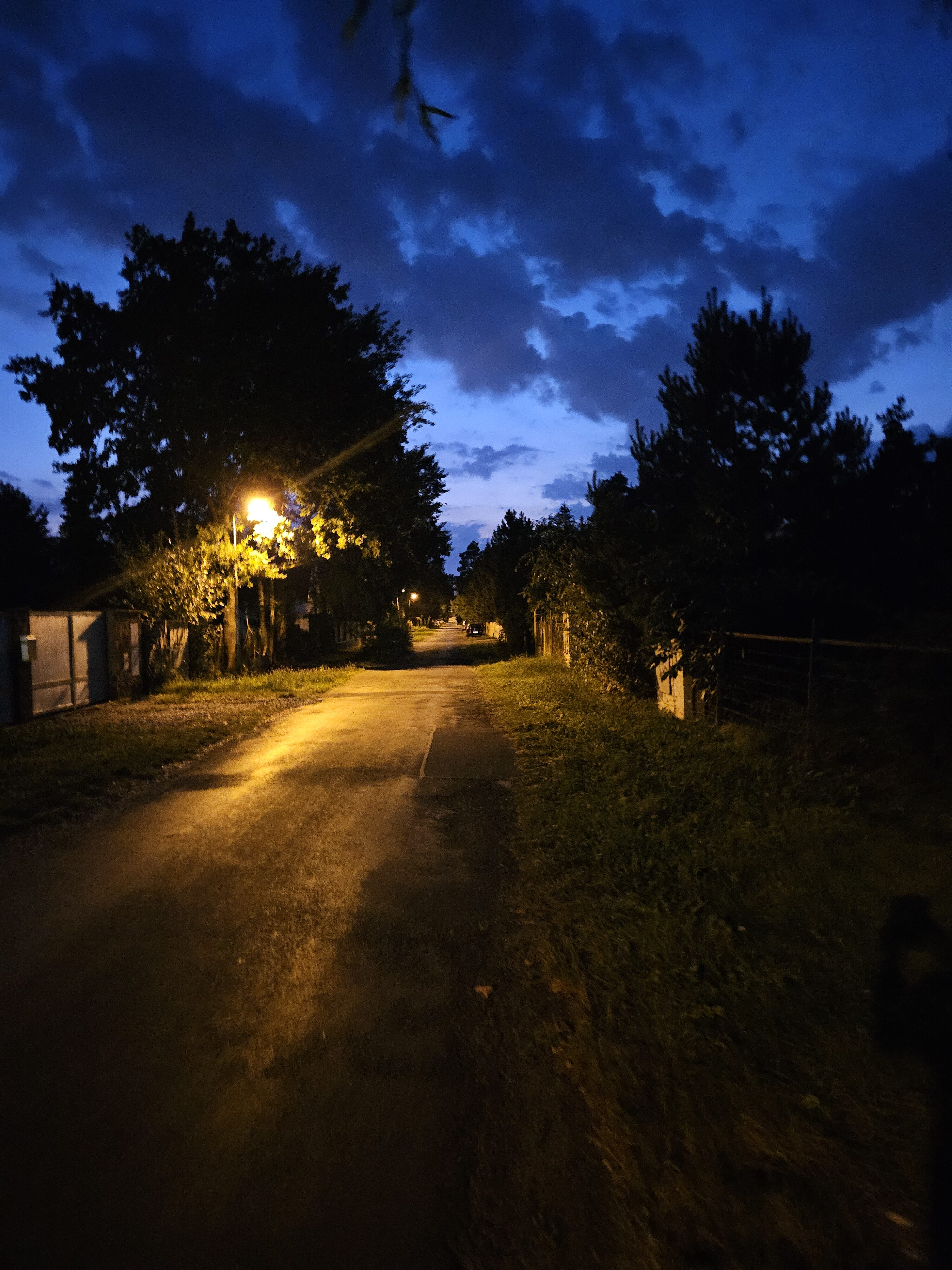 Galaxy Z Fold5 nocni fotky 4