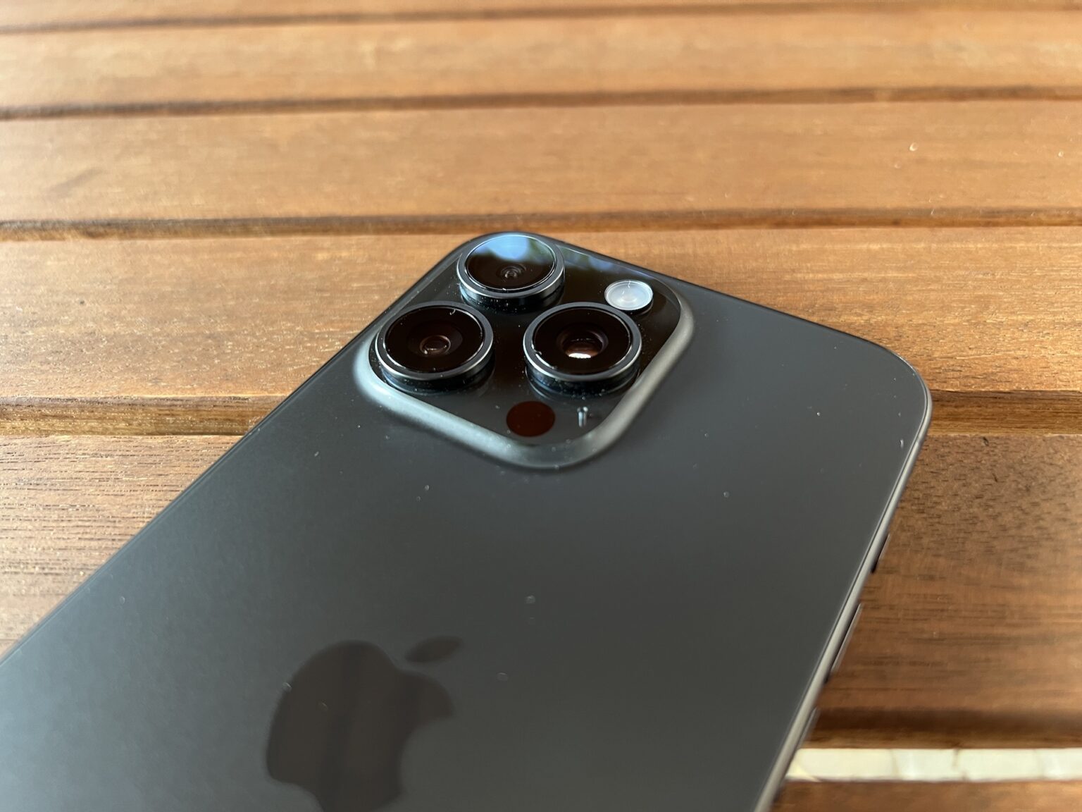iphone 15 pro max höhe