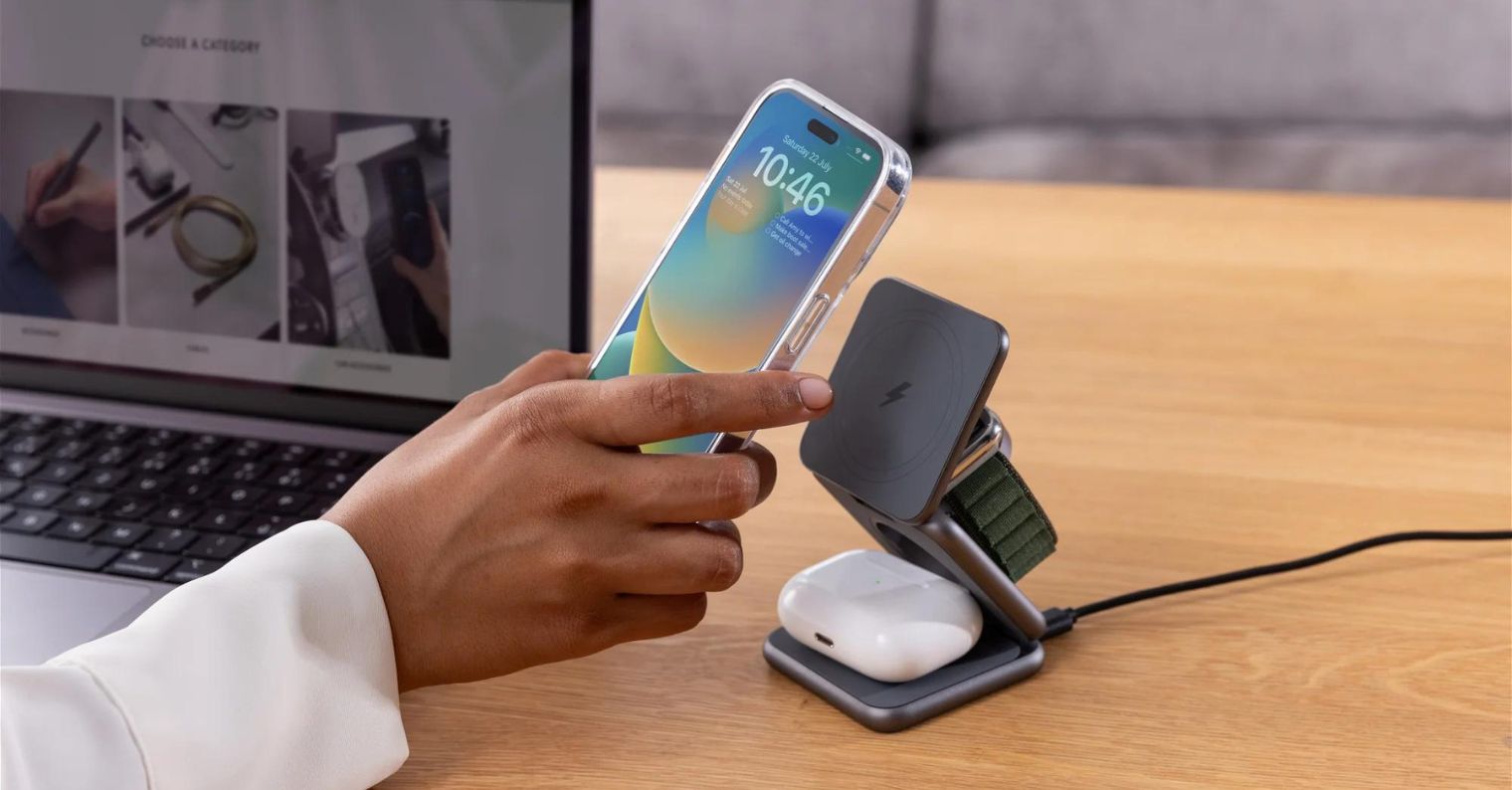 Epico Mag Foldable Wireless Charger