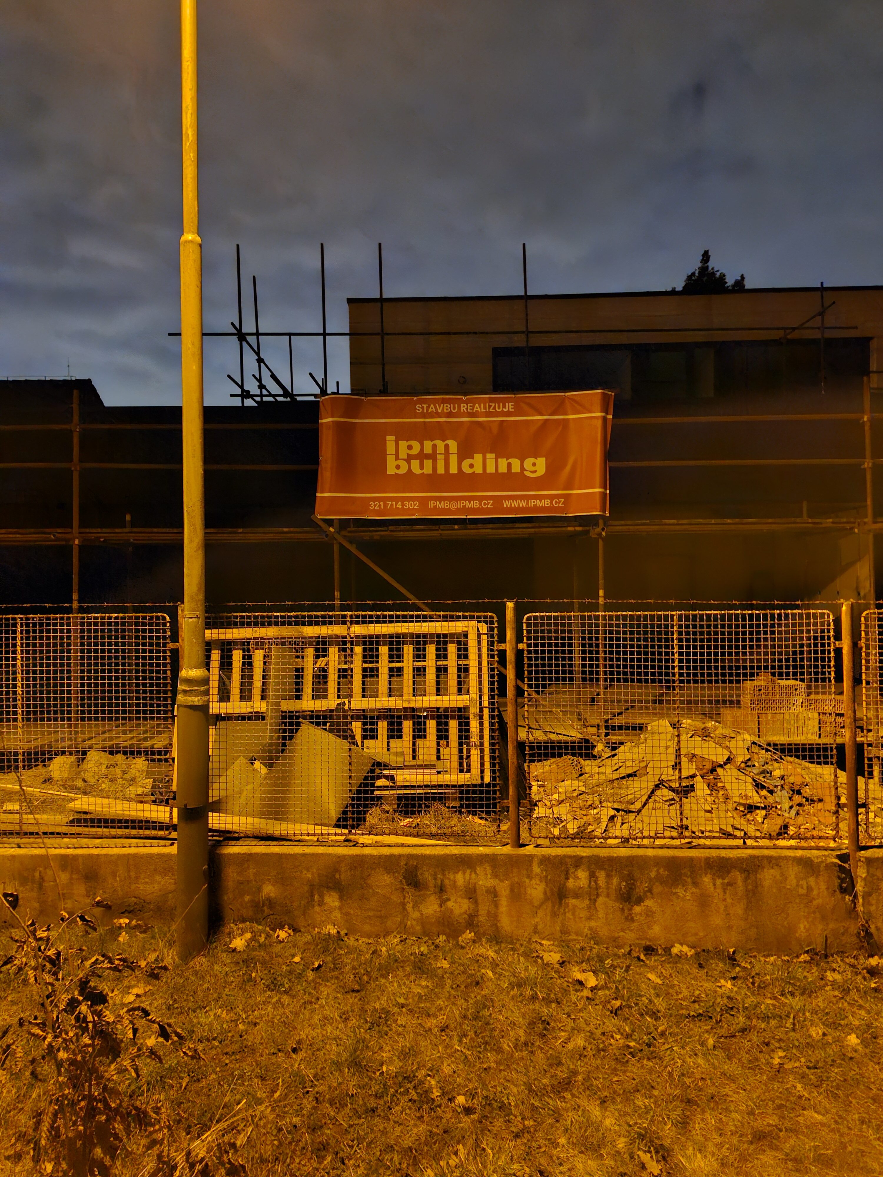 Galaxy S23 FE foto noche 2