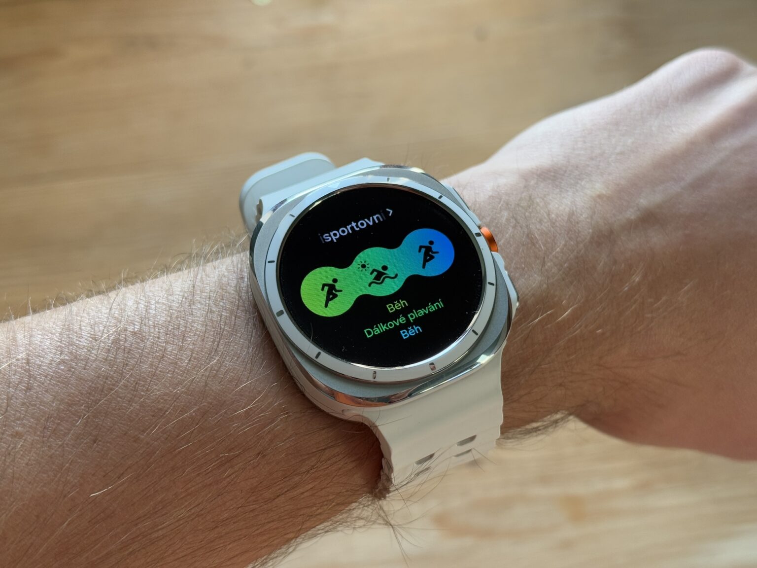 Galaxy Watch Ultra2 Co Mus Samsung Letos Vylep it Samsung Magazine