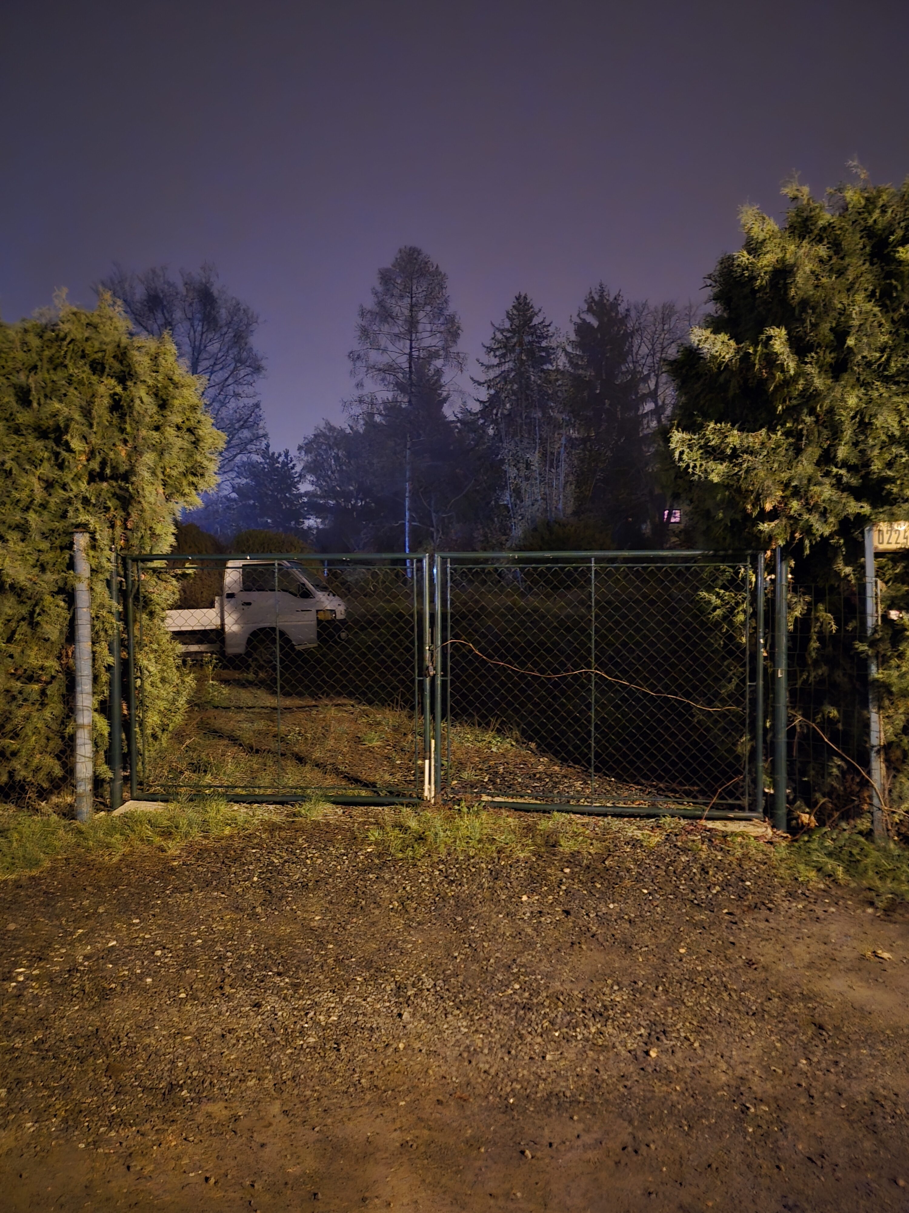 Galaxy S24 FE nocni fotky 20