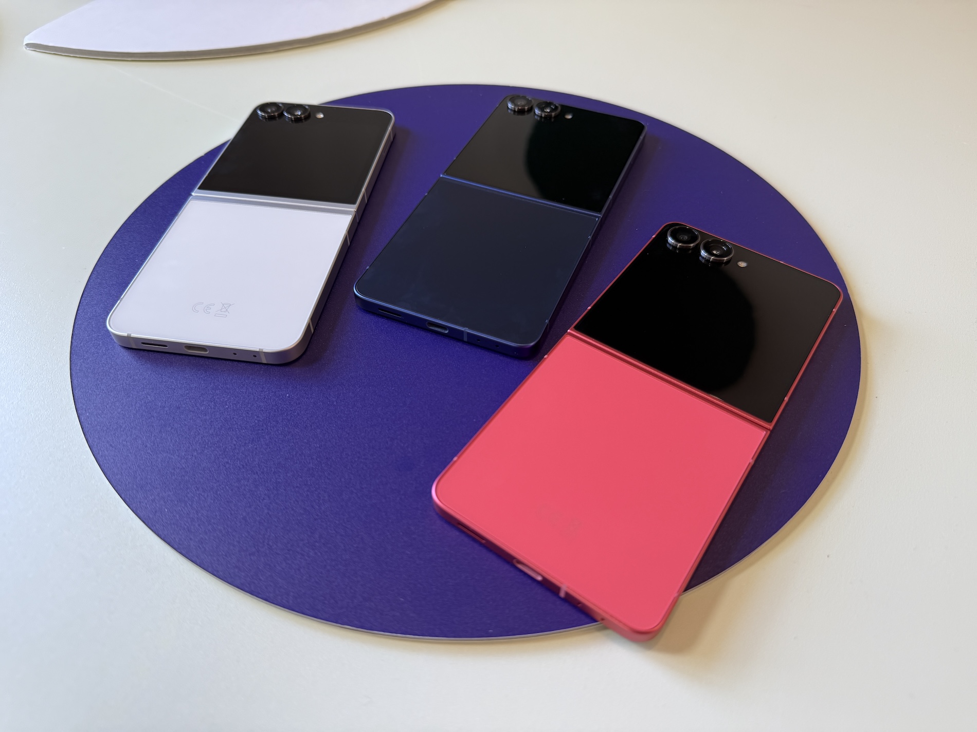 Galaxy Z Flip7 14 Galaxy Z Flip7 14