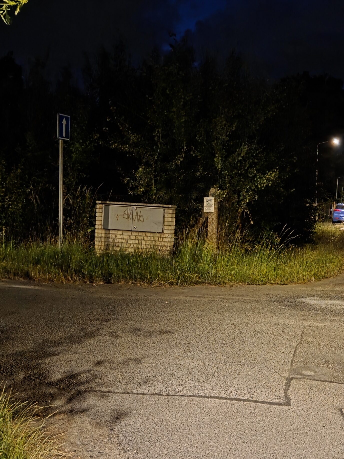 Galaxy S25 Plus nocni fotka 29