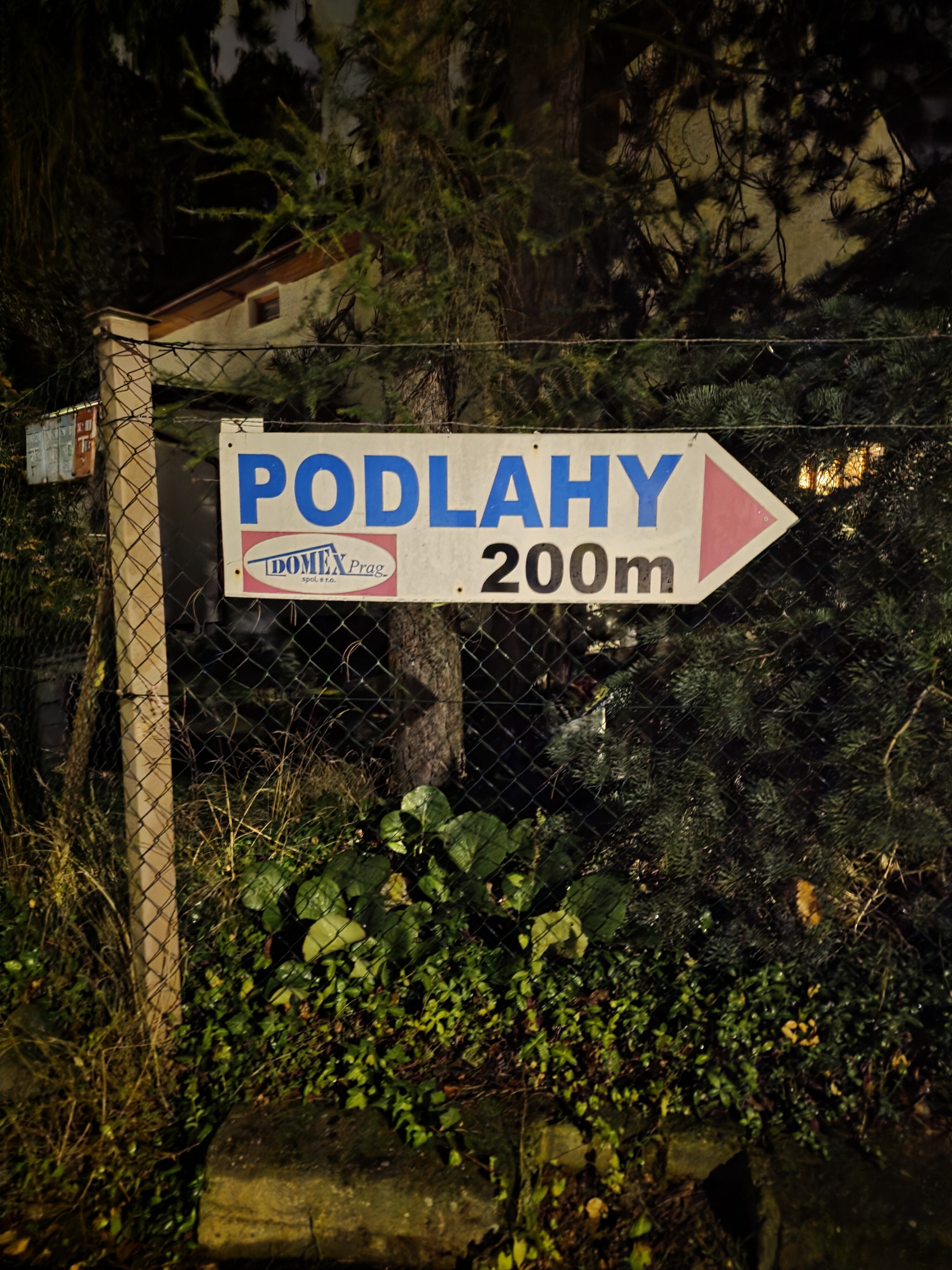 Galaxy Z Fold7 fotky noc 7