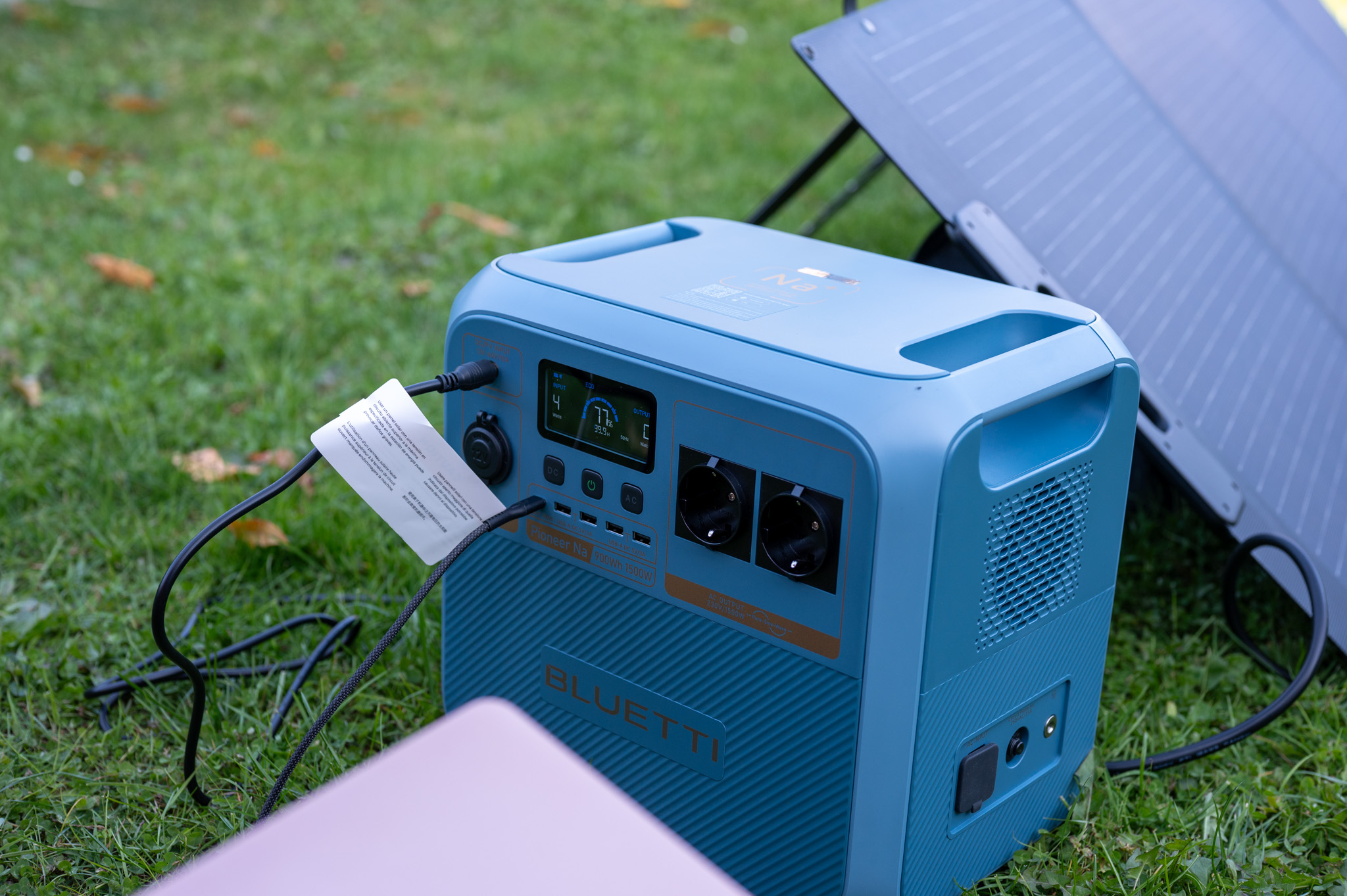BLUETTI Pioneer Na 22 BLUETTI Pioneer Na 22