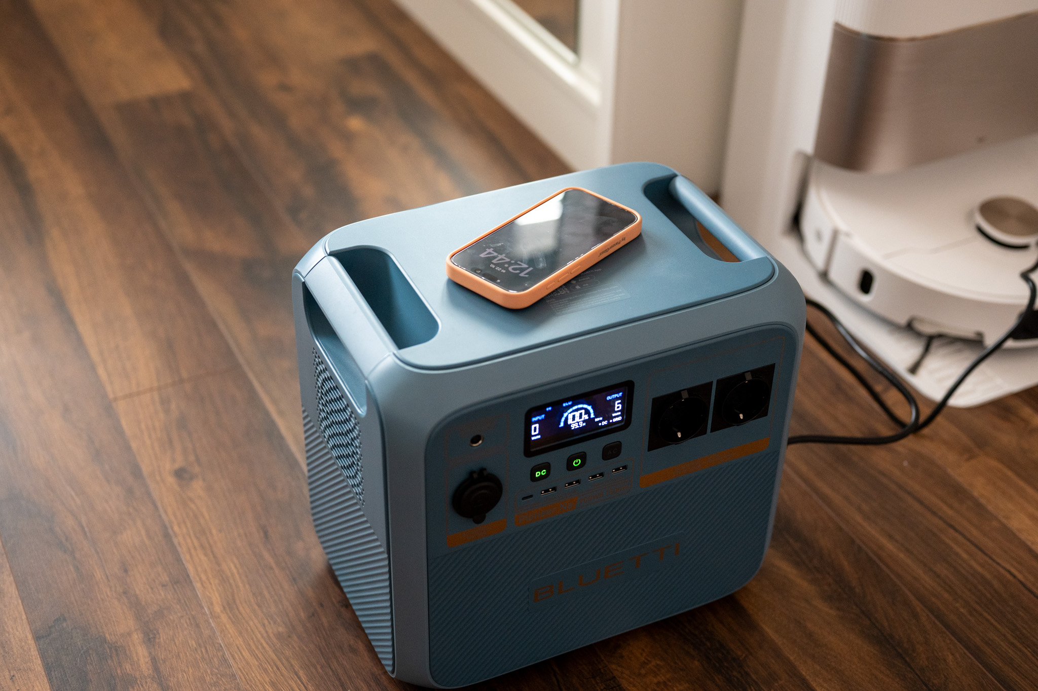 BLUETTI Pioneer Na 35 BLUETTI Pioneer Na 35