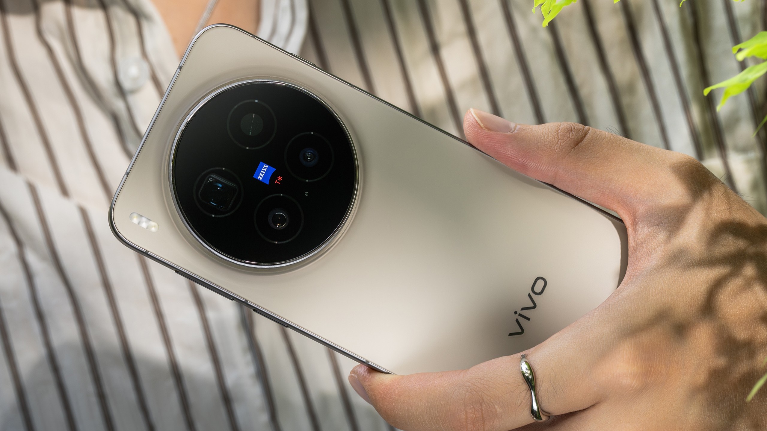 vivo x300 Pro náhledový obrázek