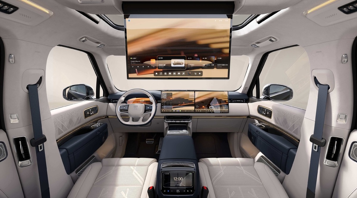 Samsung OLED displej ve voze Zeekr 9X