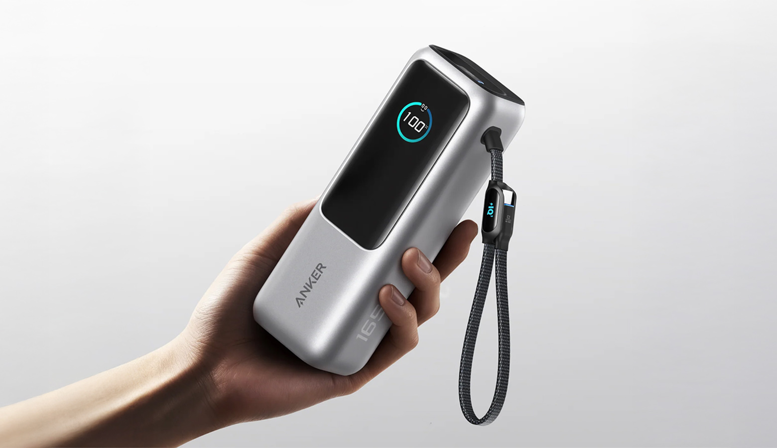 1560 900 Anker powerbank 165w