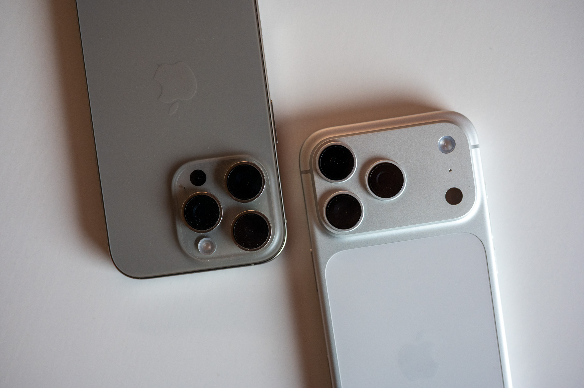 iPhone 16 Pro vs iPhone 17 Pro foto