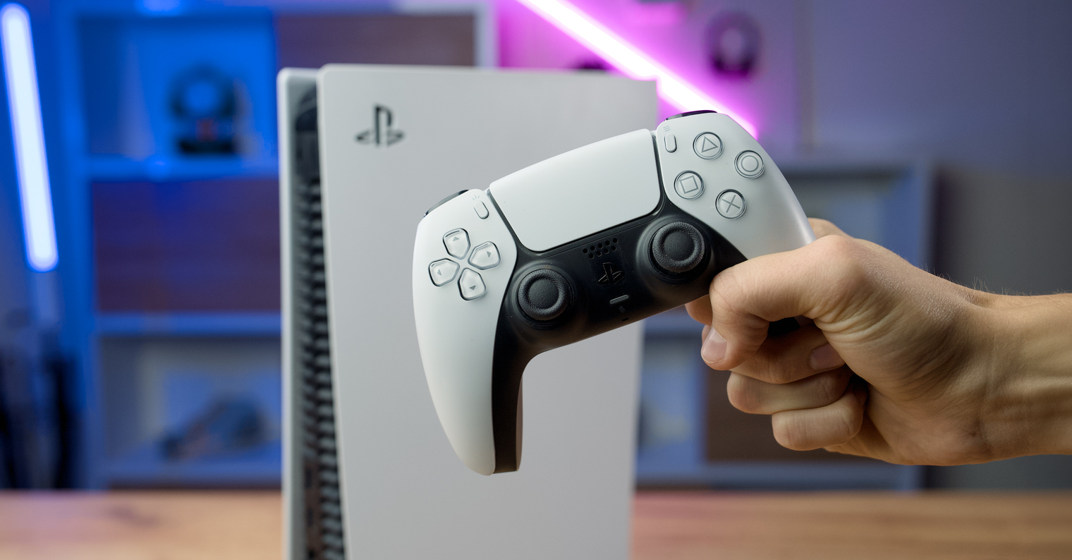 1520 794 PlayStation 5 controller