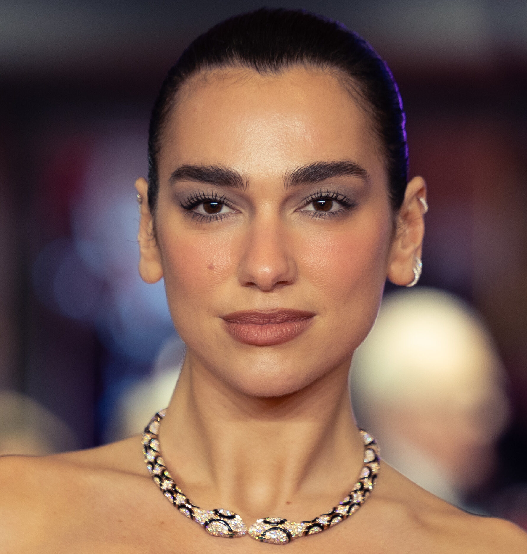 Dua Lipa 2
