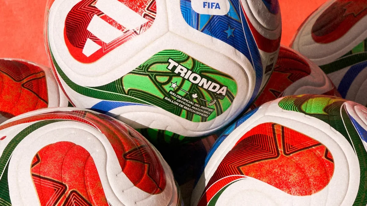 FIFA fotbalový míč s čipem
