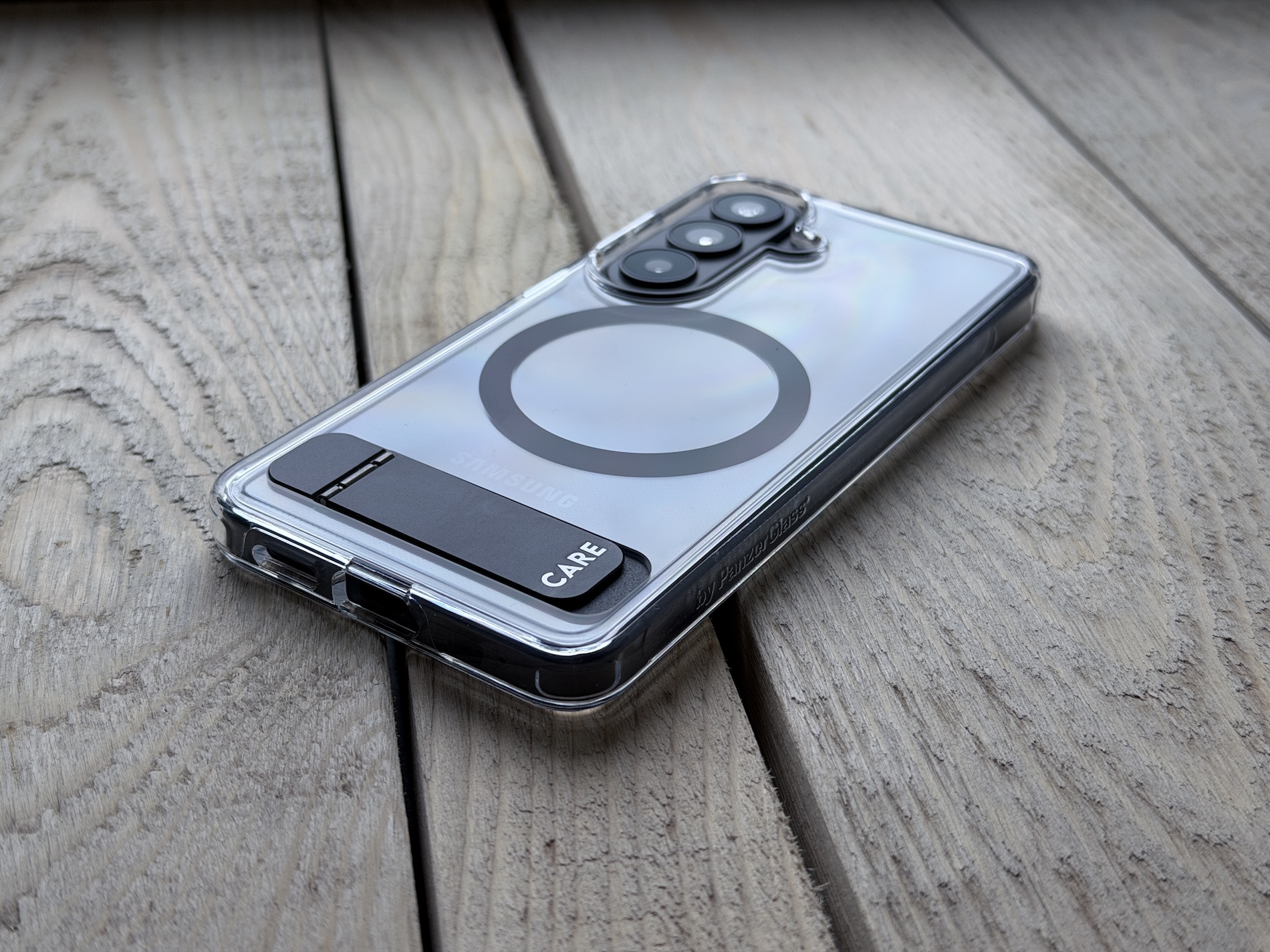 PanzerGlass CARE Samsung Galaxy S26 Kickstand 11