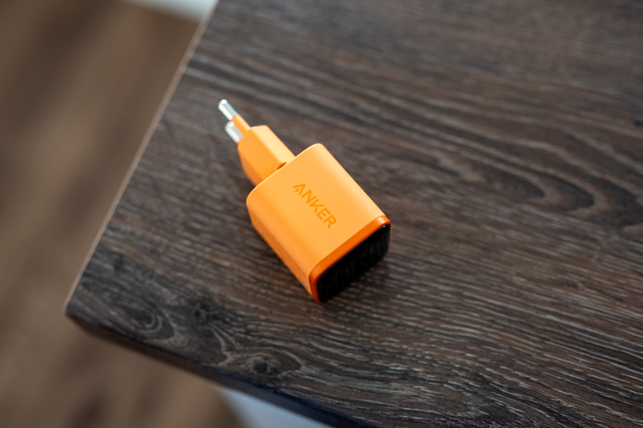 Anker Nano 45W Smart Display 4