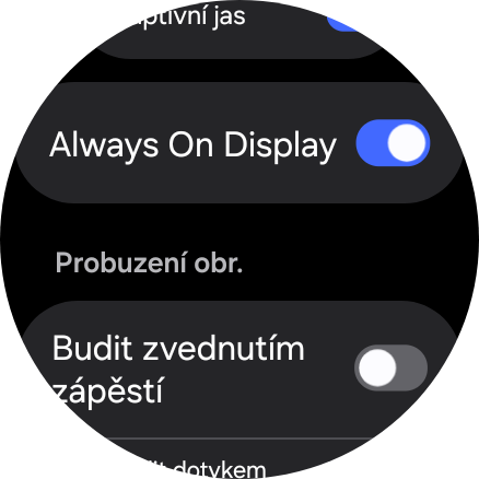 Galaxy Watch zapnuty AOD vypnute gesto Budit zvednutim zapesti delsi vydrz 4